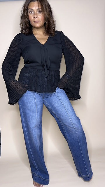 Hortencia - Black Tie Top