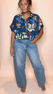Flora - Oversized Blouse