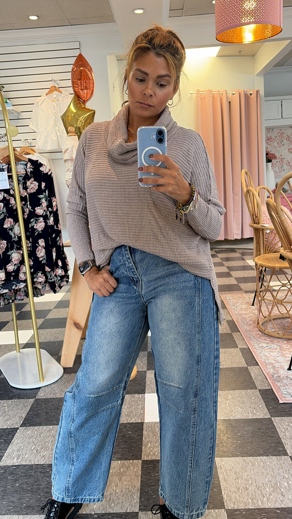 Samantha - Flow Turtleneck Sweater